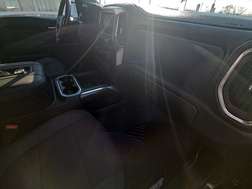 Certified 2020 Chevrolet Silverado 1500 RST image 25