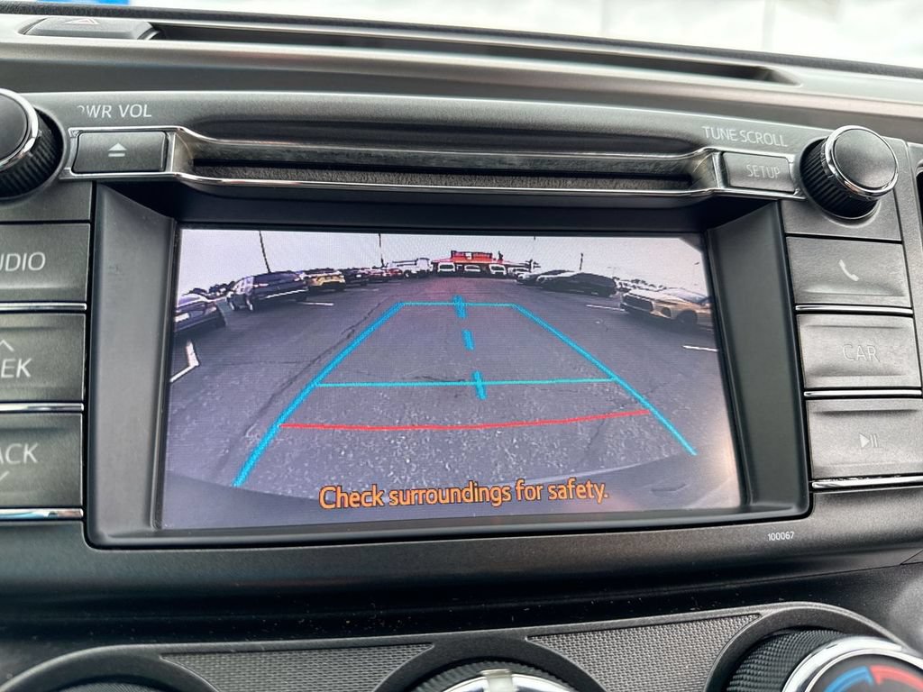 Used 2013 Toyota RAV4 LE FWD image 17