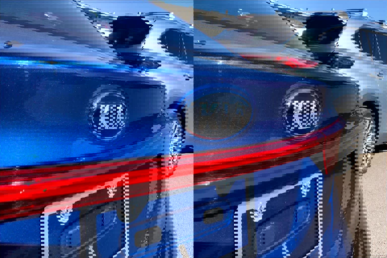 Used 2020 Kia Forte LXS image 28