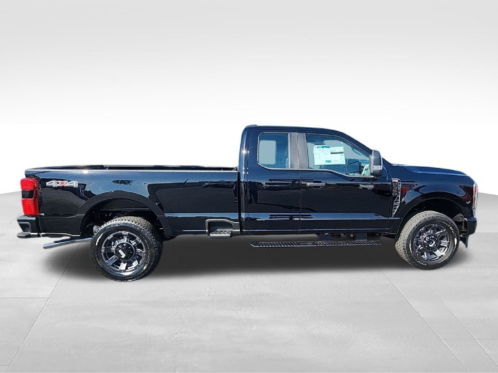 New 2026 Ford F350 XL w/ STX Appearance Package AWD/4WD image 9