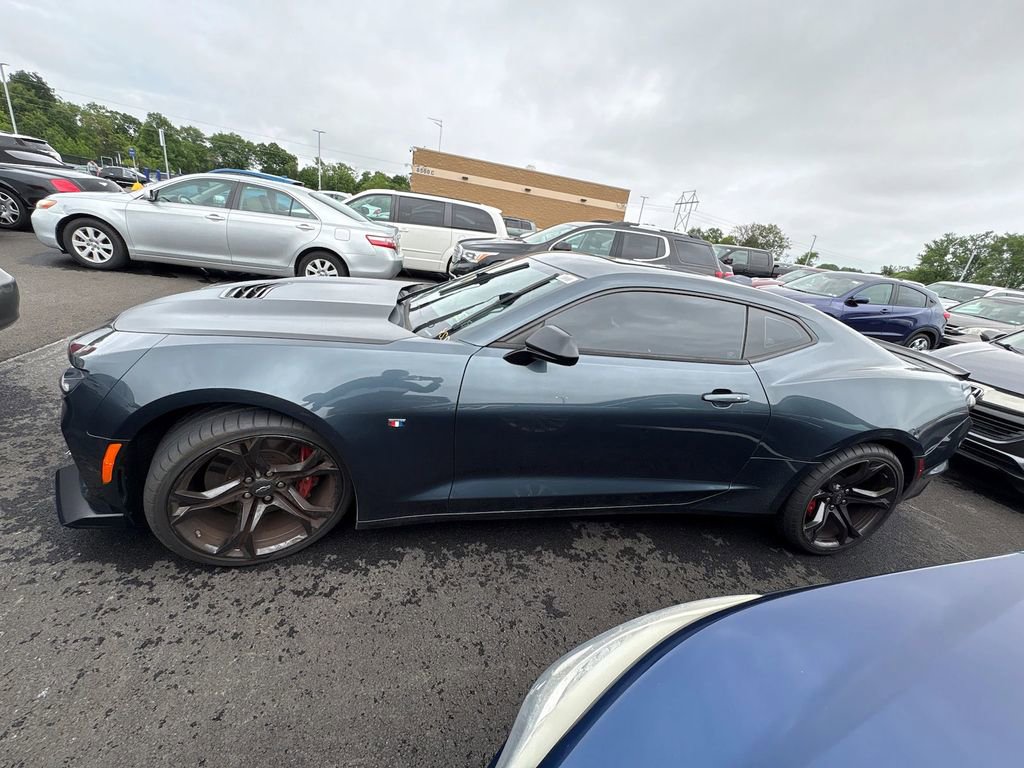 Used 2021 Chevrolet Camaro SS RWD image 2