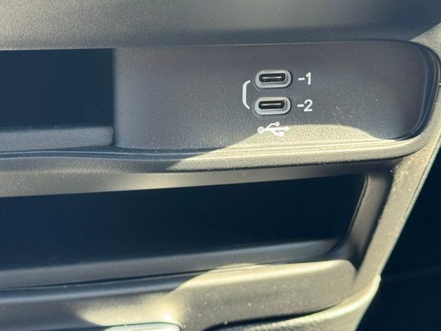 New 2026 Chrysler Pacifica Select image 23