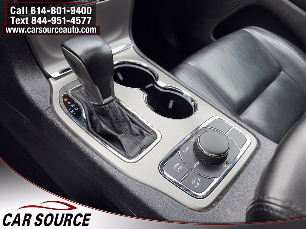 Used 2021 Jeep Grand Cherokee Limited AWD/4WD image 26