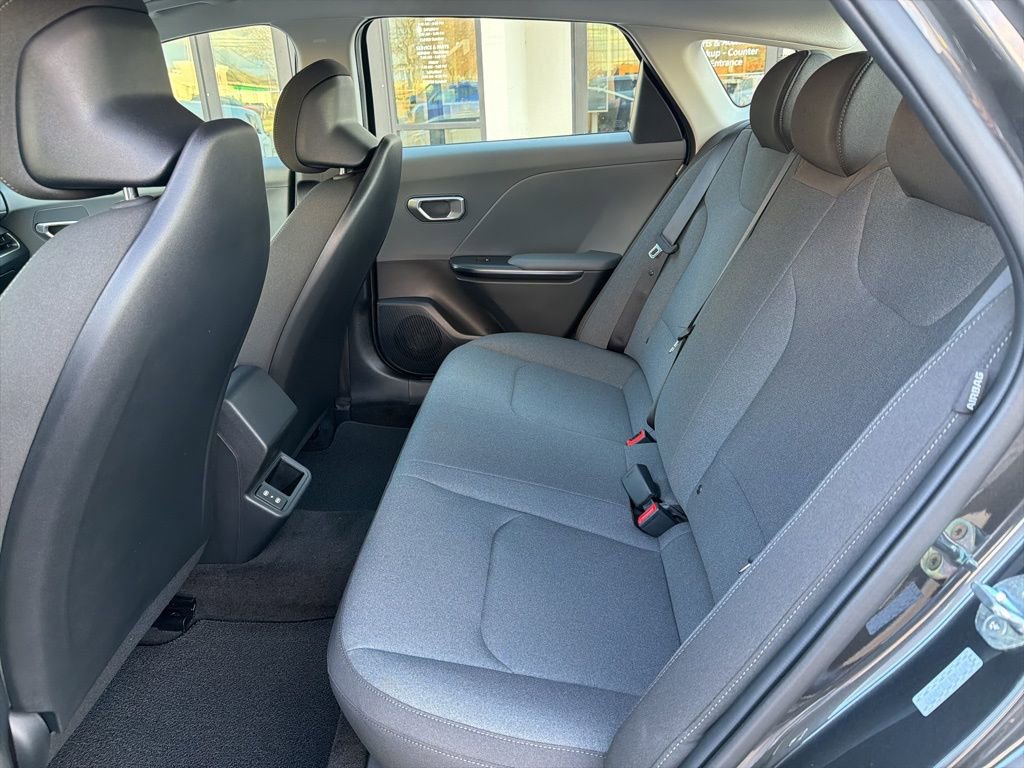 New 2025 Kia K4 LX image 21