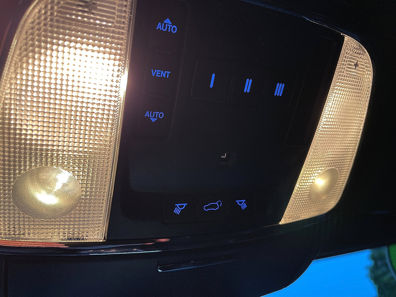 Used 2017 Jeep Grand Cherokee Limited image 47