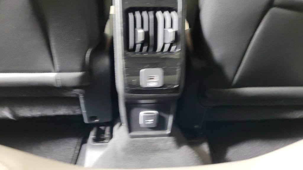 Used 2022 Jeep Compass Limited image 30