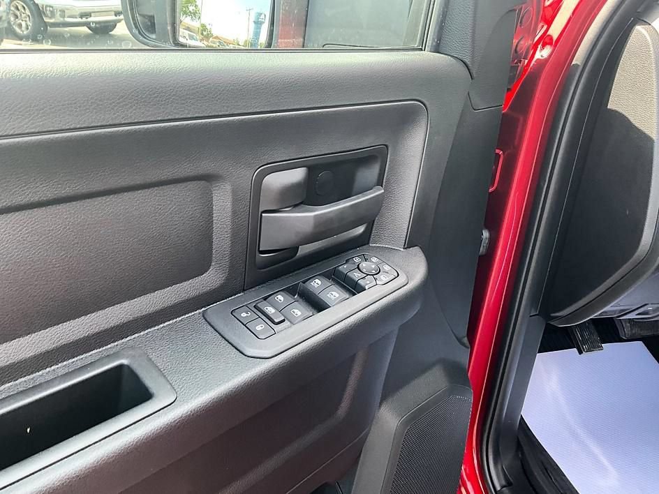 New 2026 RAM 2500 Warlock AWD/4WD image 12