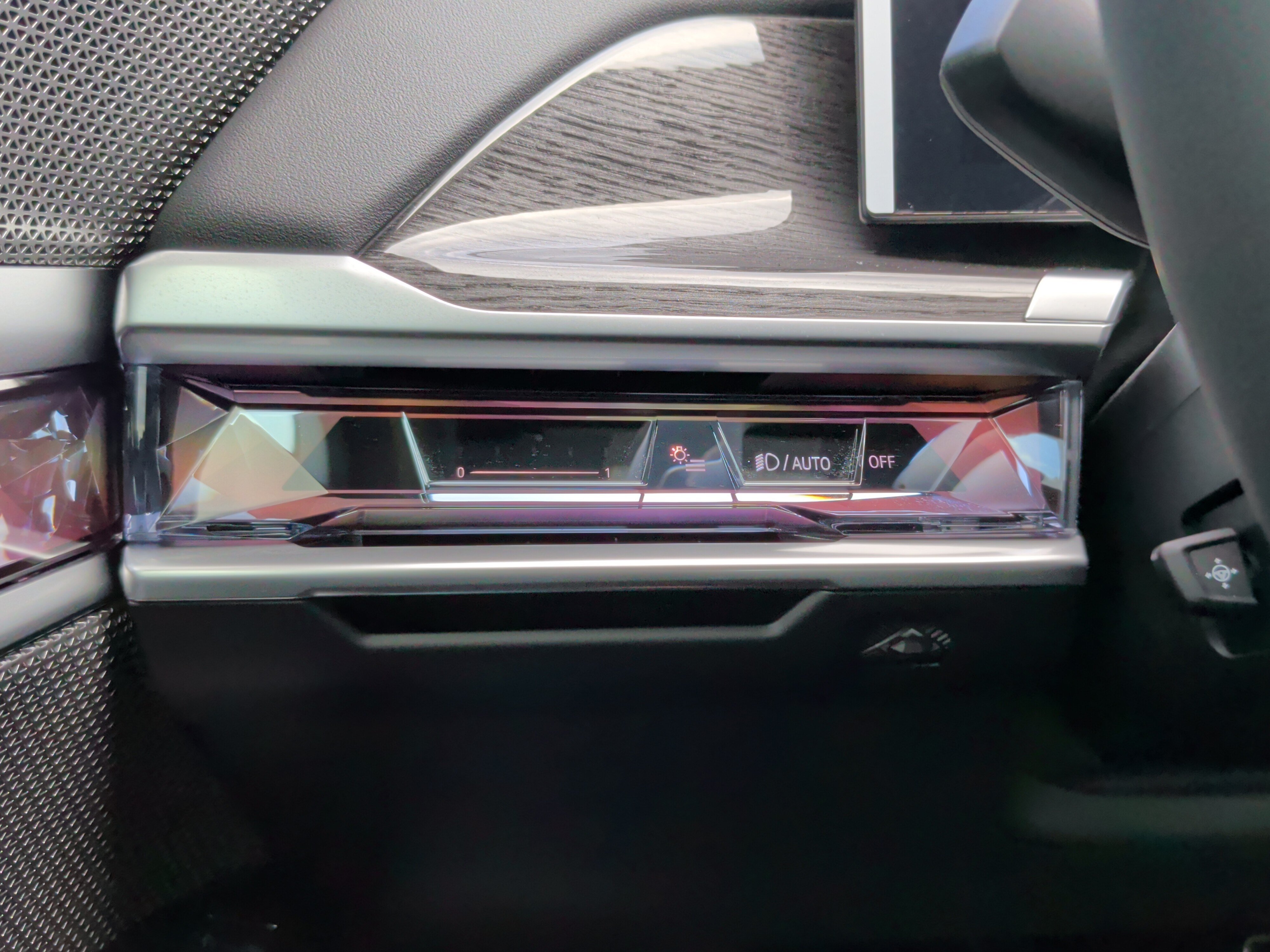 New 2026 BMW 740i w/ Premium Package RWD image 24