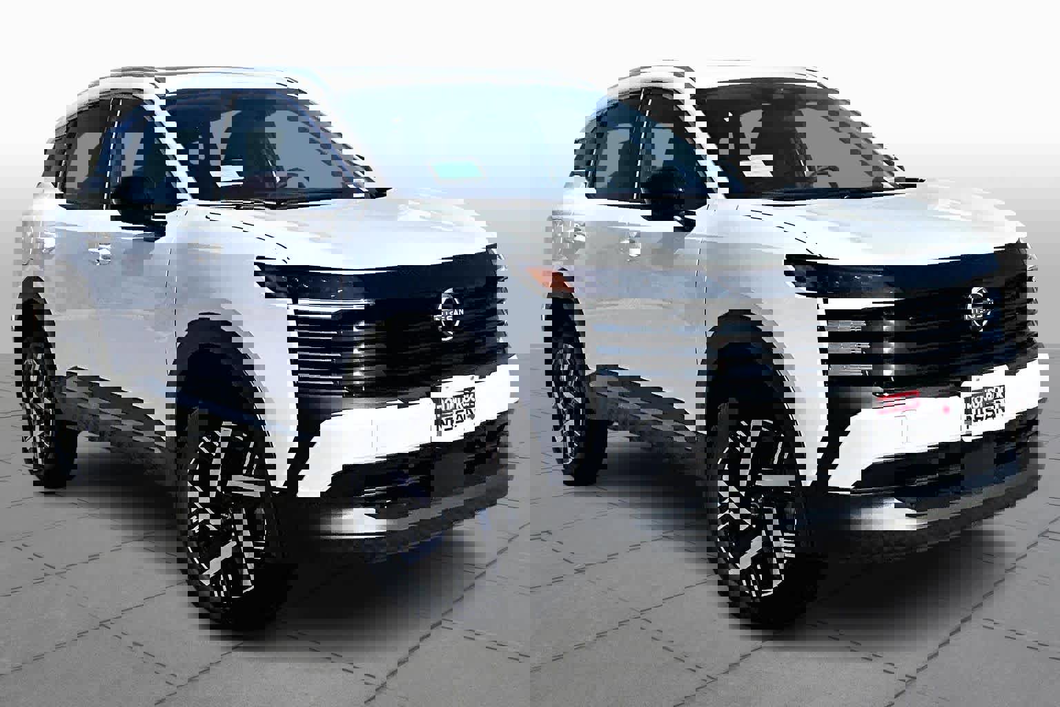 New 2026 Nissan Kicks SV image 2