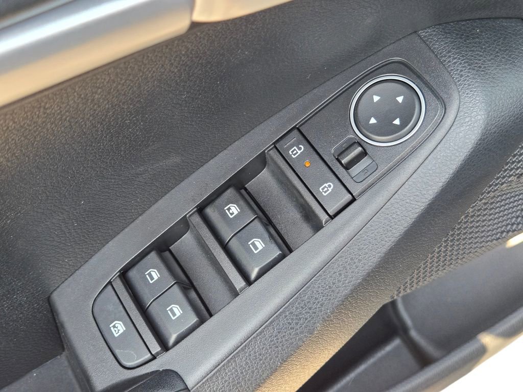 Certified 2026 Kia Seltos LX FWD image 15