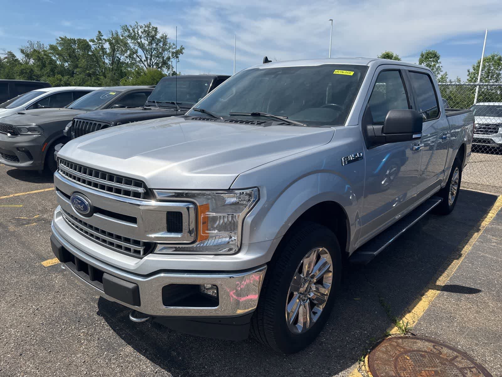Used 2019 Ford F150 XLT w/ Equipment Group 302A Luxury AWD/4WD image 25