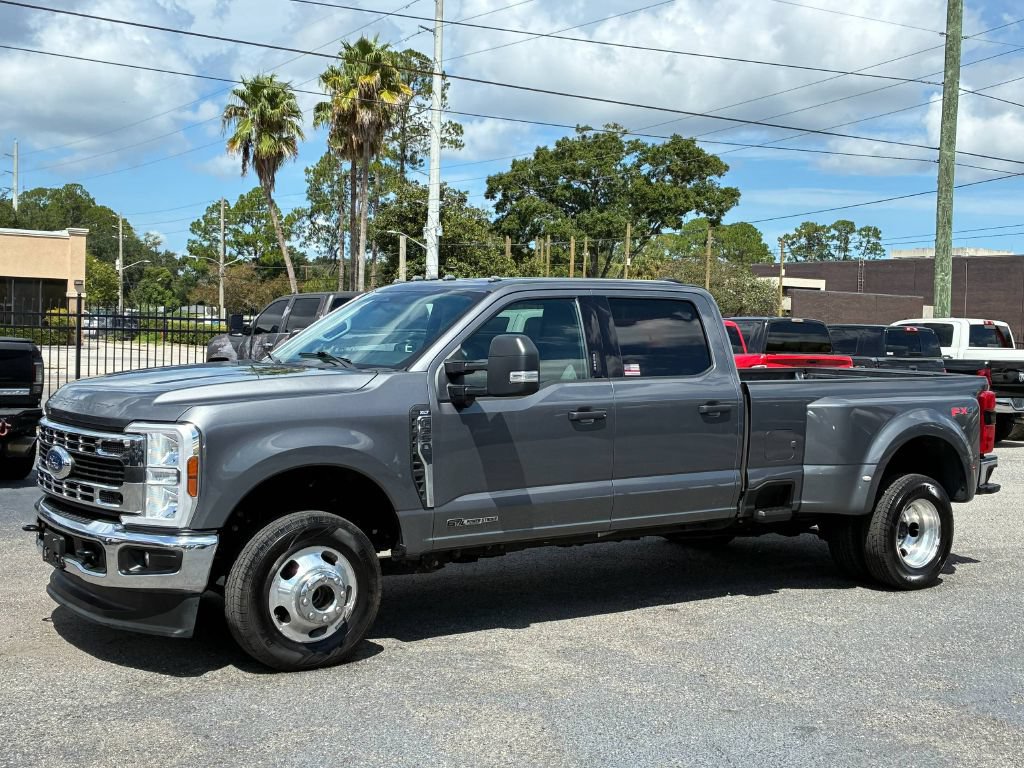 Used 2024 Ford F350 XLT w/ 360-Degree Camera Package AWD/4WD image 2