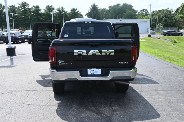 Used 2025 RAM 2500 Laramie AWD/4WD image 51