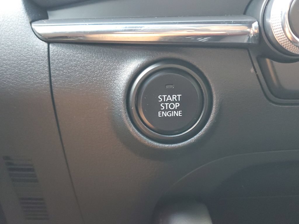 Used 2022 MAZDA MAZDA3 s FWD image 31