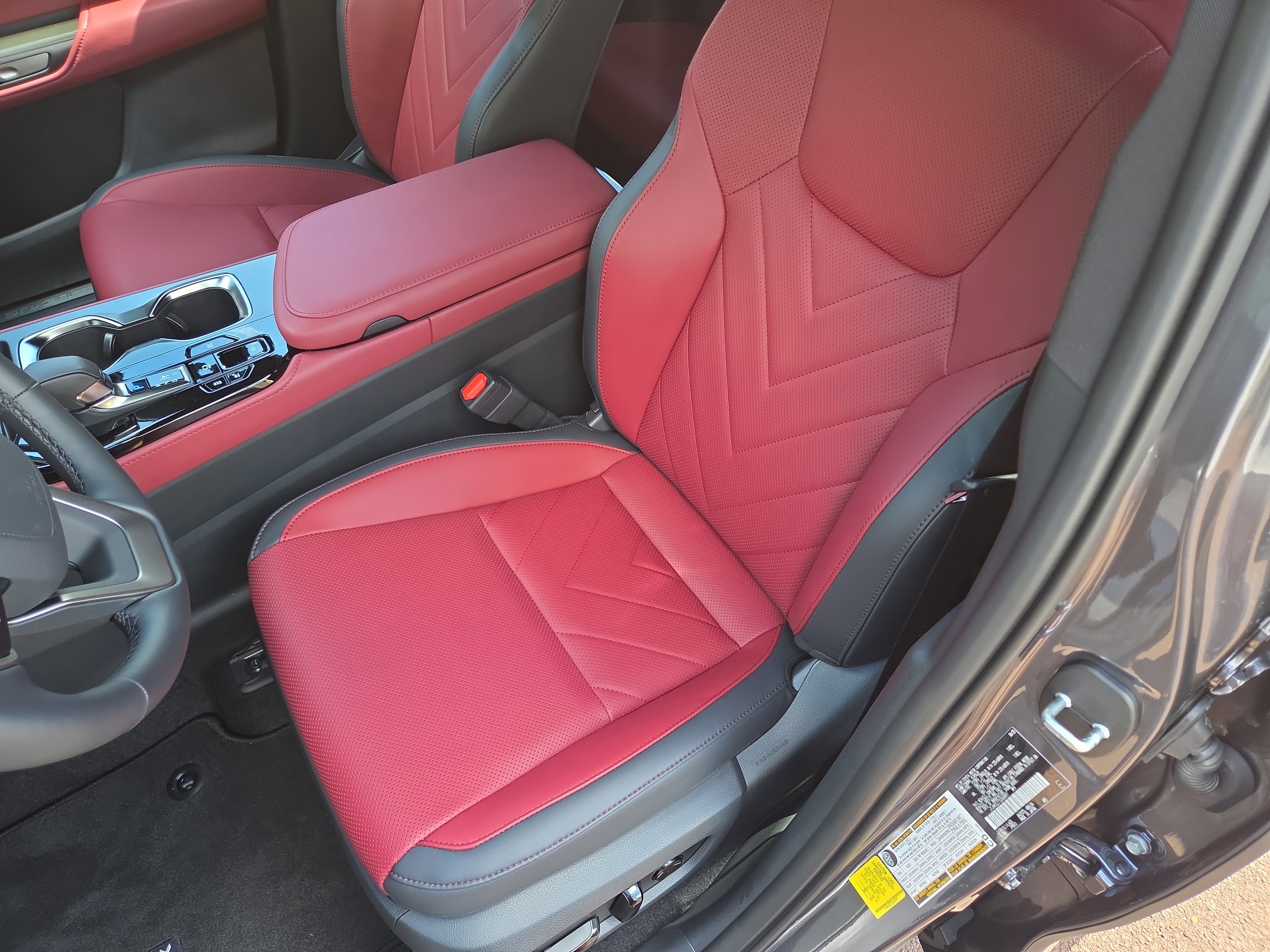 New 2025 Lexus NX 300h AWD w/ Luxury Package image 6