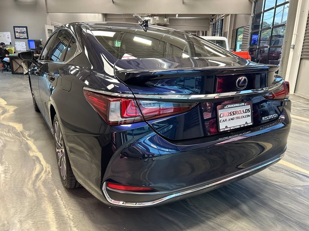 Used 2019 Lexus ES 300h w/ Premium Package FWD image 33