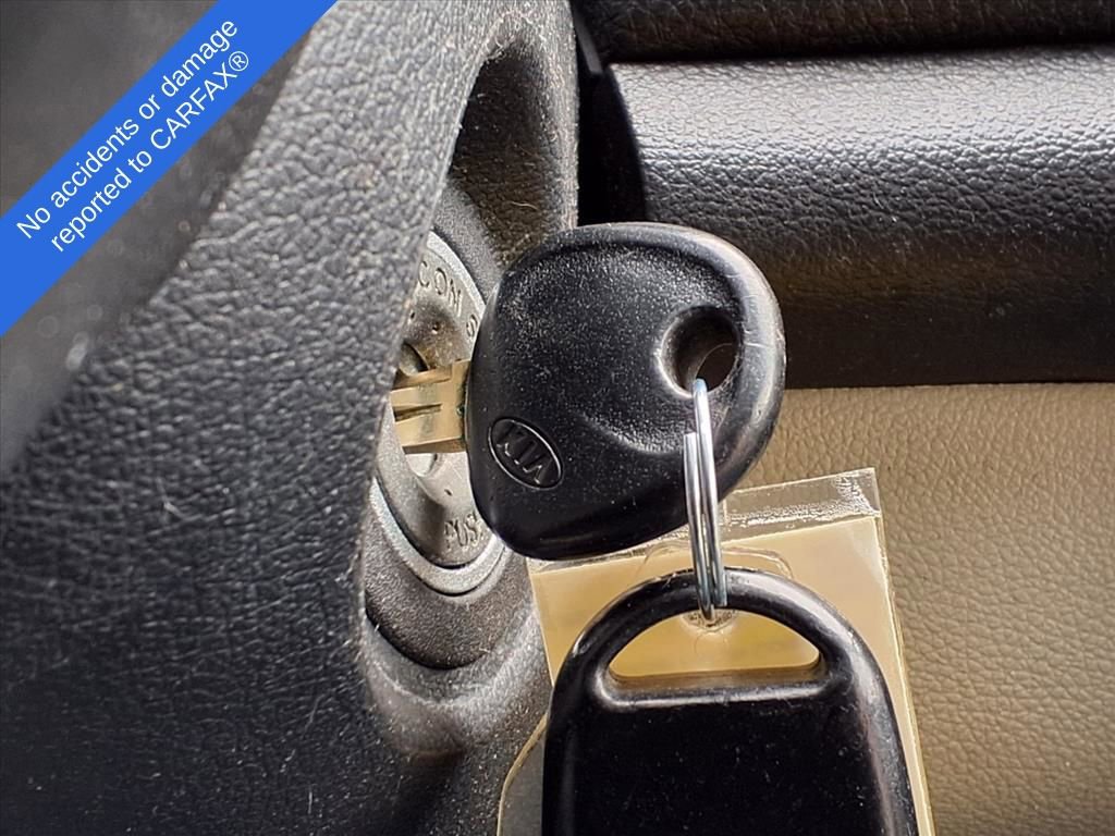 Used 2011 Kia Forte EX image 27