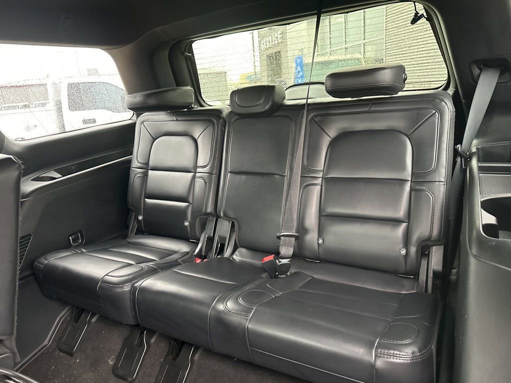 Used 2021 Lincoln Navigator Reserve AWD/4WD image 29