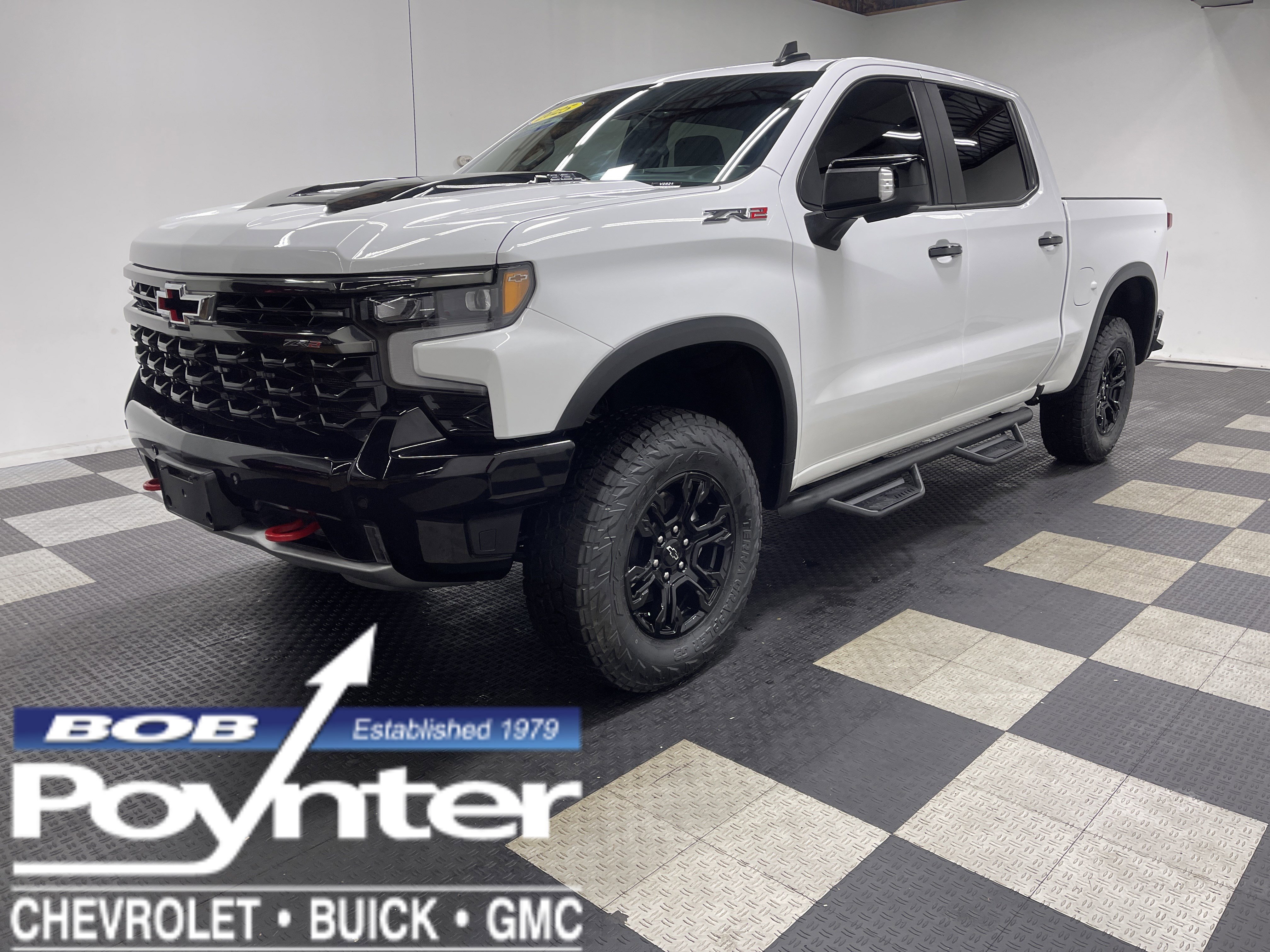 Used 2025 Chevrolet Silverado 1500 ZR2 w/ Technology Package AWD/4WD 360° Tour