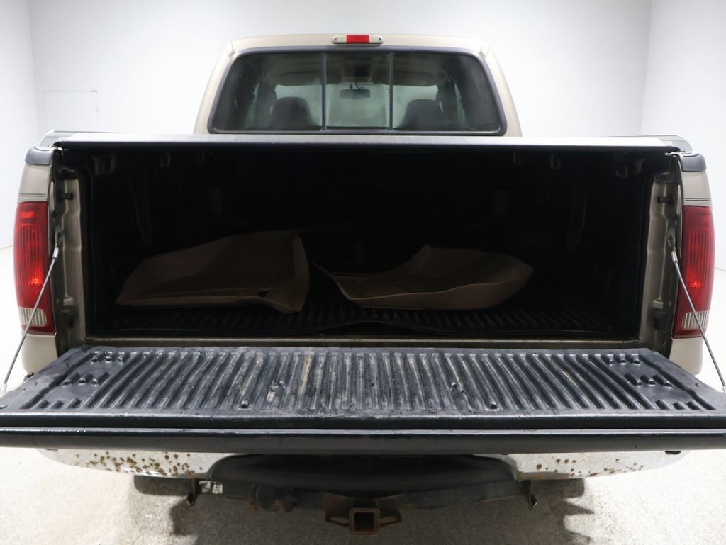 Used 2006 Ford F250 Lariat image 4
