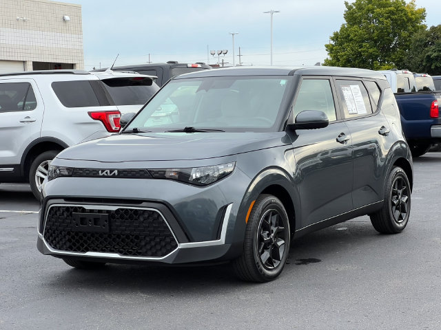 Used 2025 Kia Soul LX w/ LX Technology Package FWD image 34