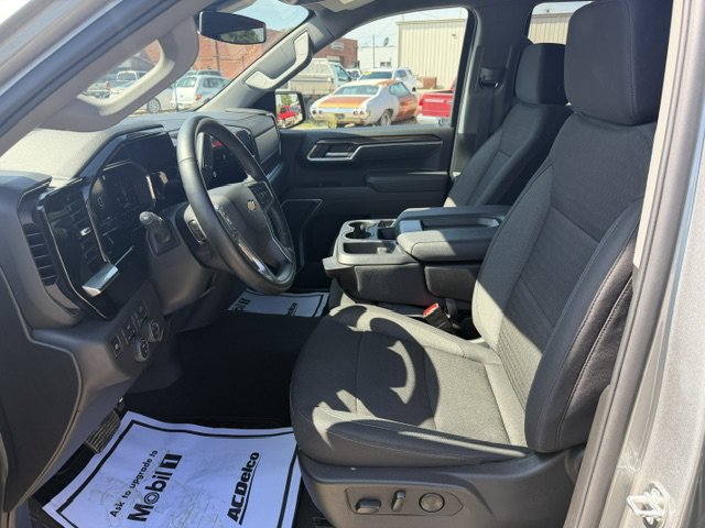 Used 2026 Chevrolet Silverado 1500 LT AWD/4WD image 12