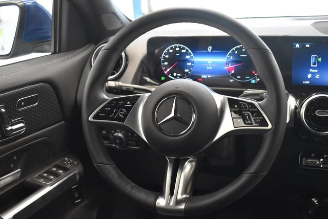 New 2026 Mercedes-Benz GLB 250 4MATIC image 24