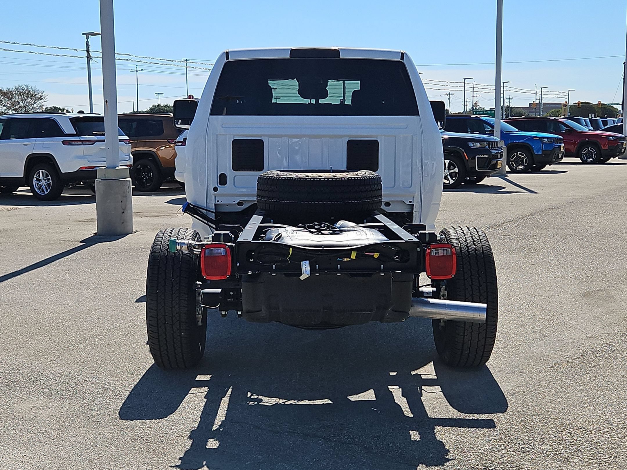 New 2026 RAM 3500 Tradesman AWD/4WD image 4