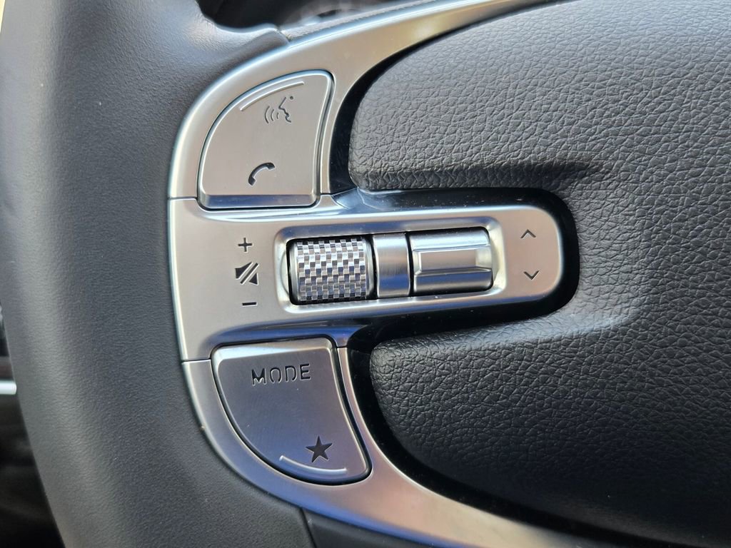 Used 2023 Genesis GV70 2.5T image 23