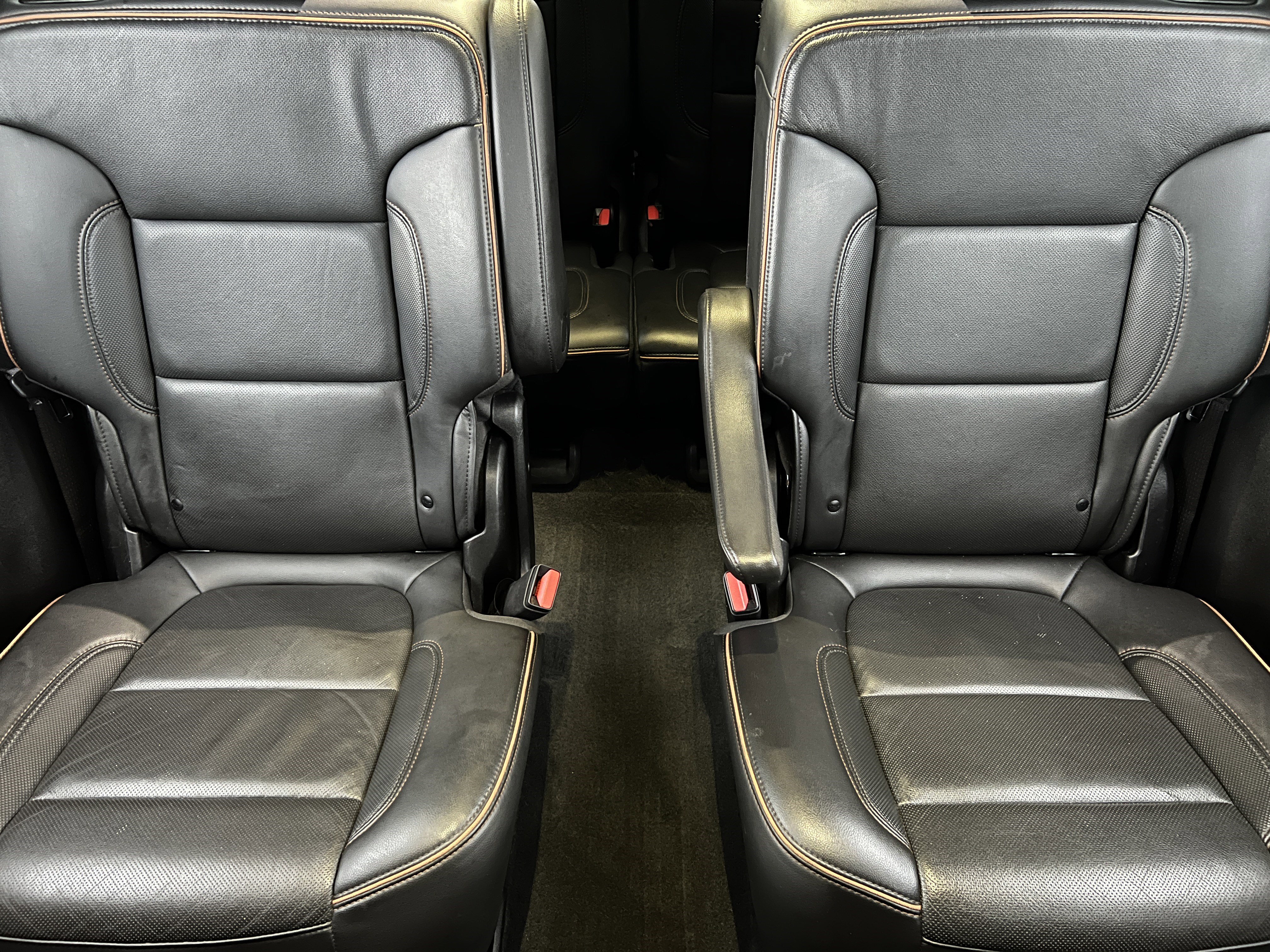 Used 2023 GMC Acadia AT4 w/ Trailering Package image 16