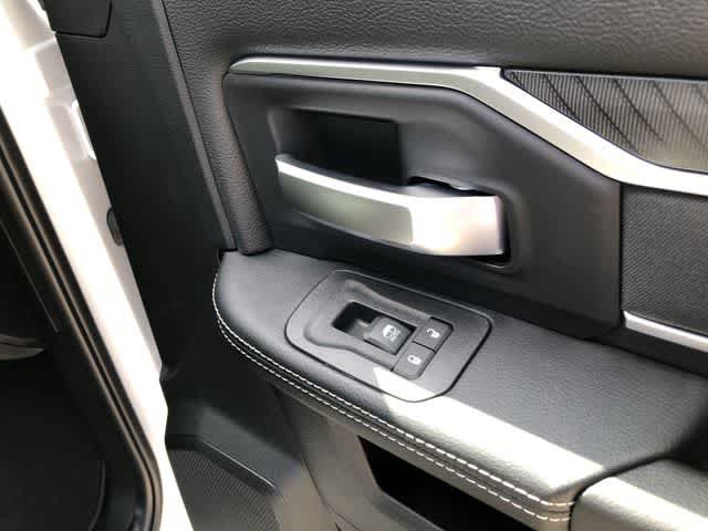 New 2026 RAM 3500 Big Horn AWD/4WD image 44