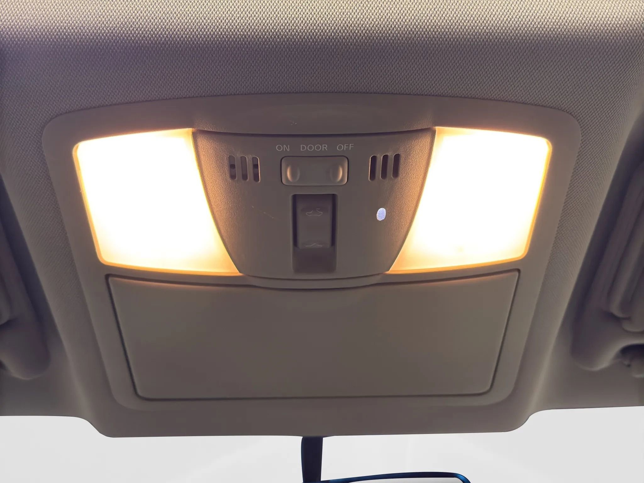 Used 2013 INFINITI G37 Journey w/ Premium Pkg image 17