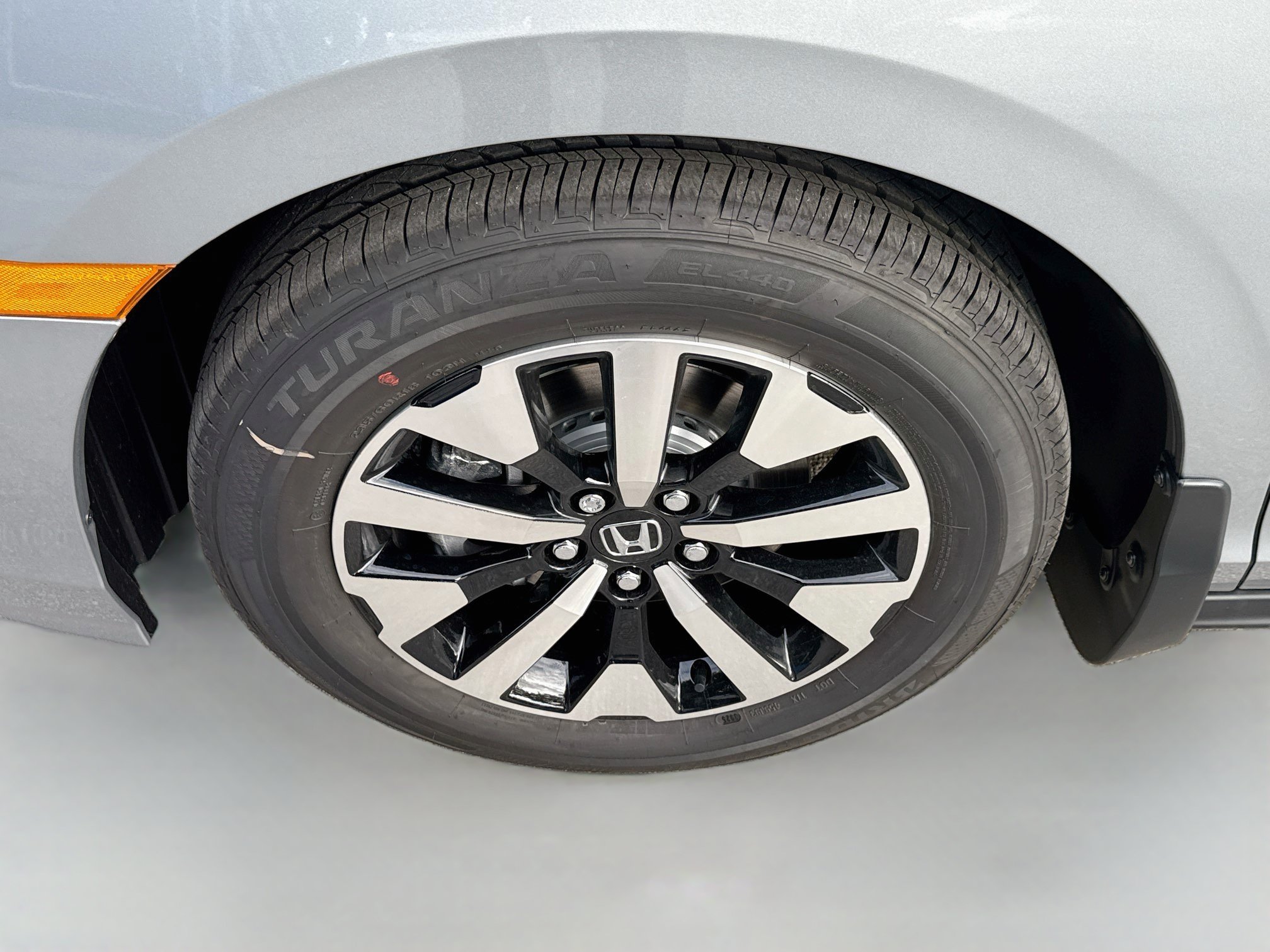 Certified 2026 Honda Odyssey EX-L image 28