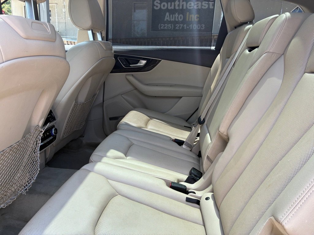Used 2018 Audi Q7 3.0T Prestige image 18