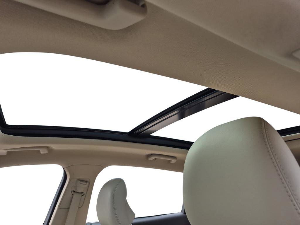 Used 2017 Lincoln MKX Reserve w/ Lincoln MKX Climate Package image 17