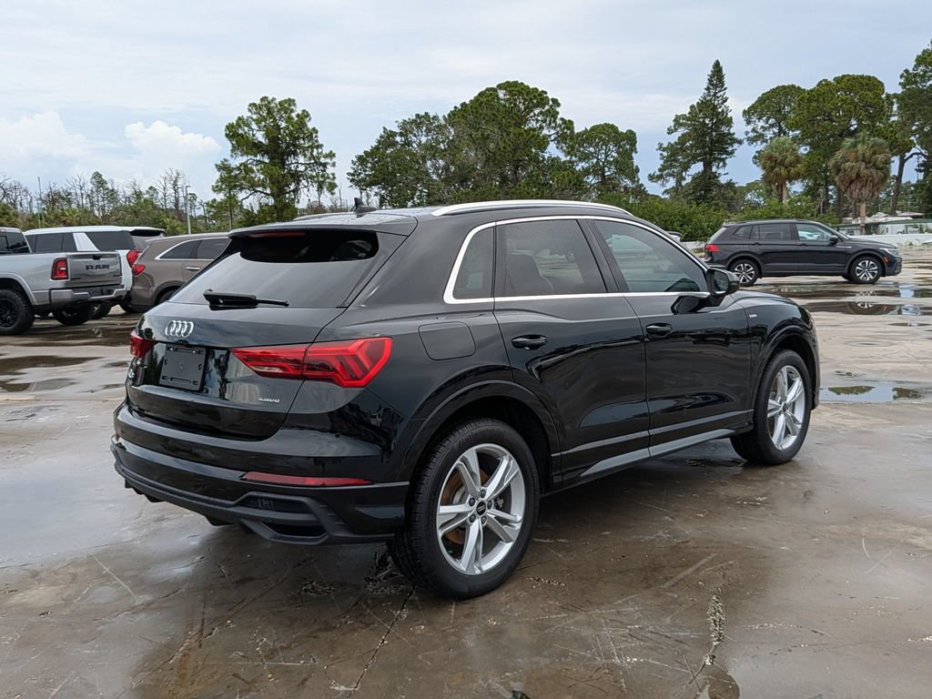 Used 2024 Audi Q3 2.0T Premium w/ Convenience Package AWD/4WD image 8