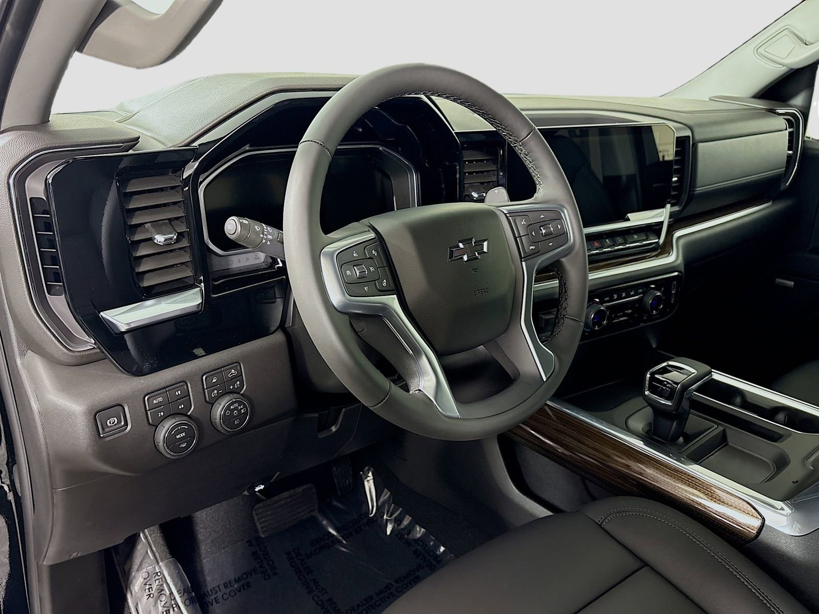 New 2026 Chevrolet Silverado 1500 LT Trail Boss w/ LT Trail Boss Premium Package AWD/4WD image 11