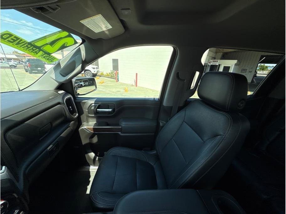 Used 2021 GMC Sierra 1500 Elevation w/ Preferred Package image 32