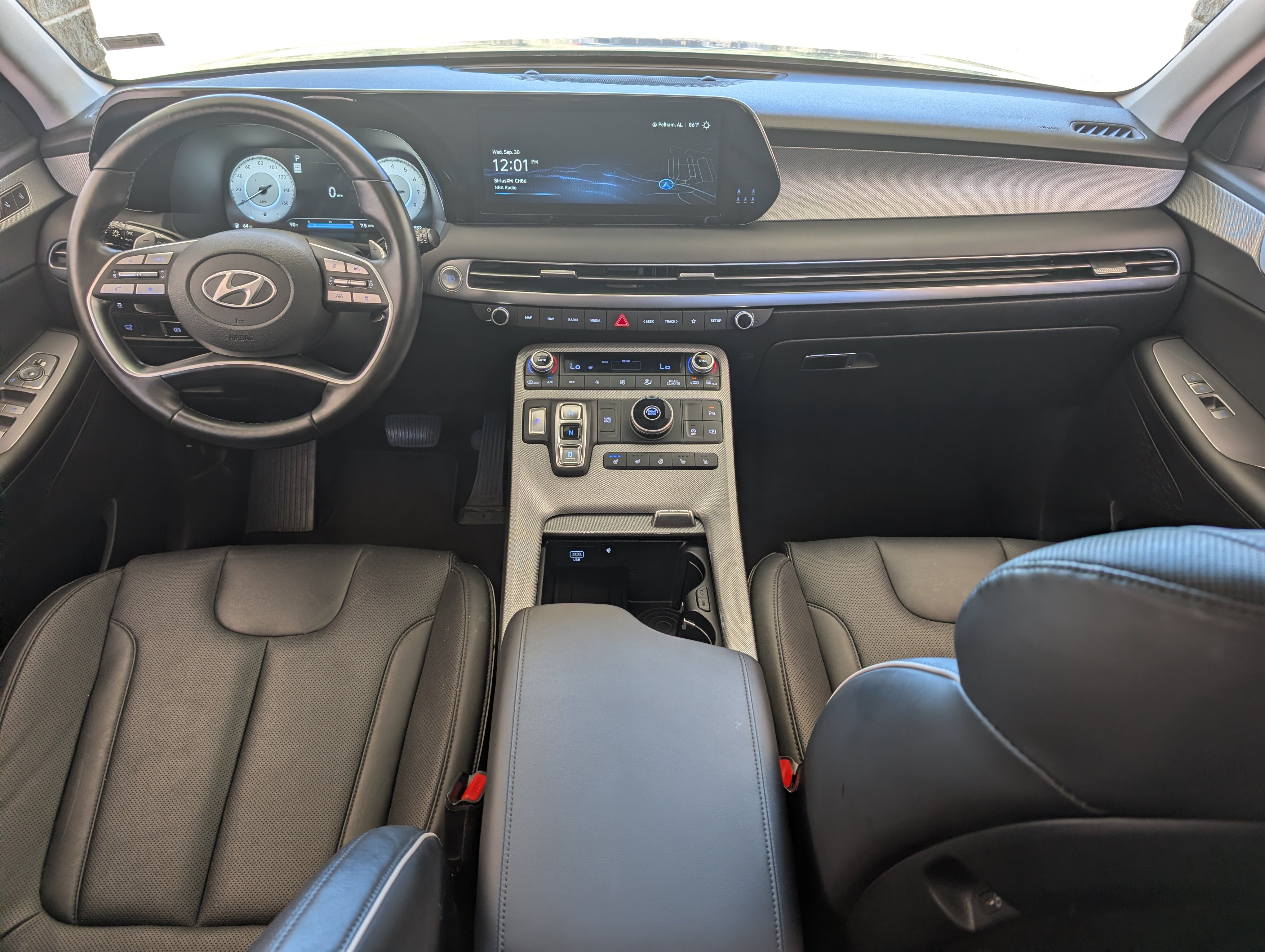 Used 2024 Hyundai Palisade SEL w/ Premium Package FWD image 26