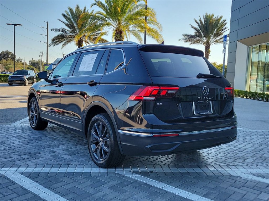 Used 2022 Volkswagen Tiguan SE image 3