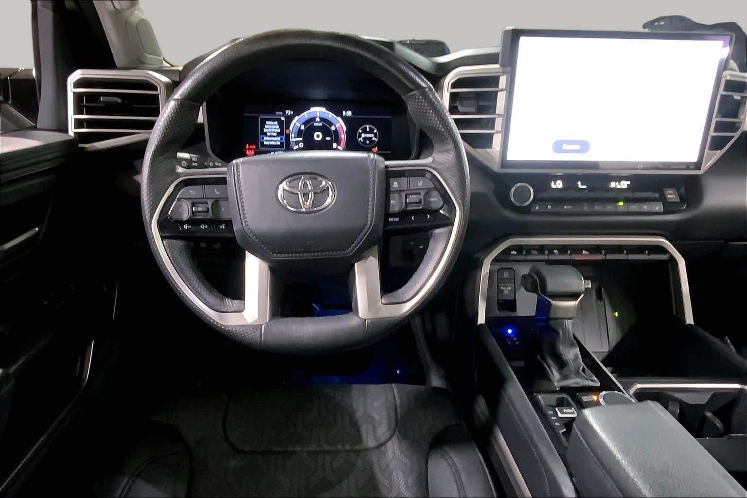 Used 2024 Toyota Tundra Limited AWD/4WD image 6