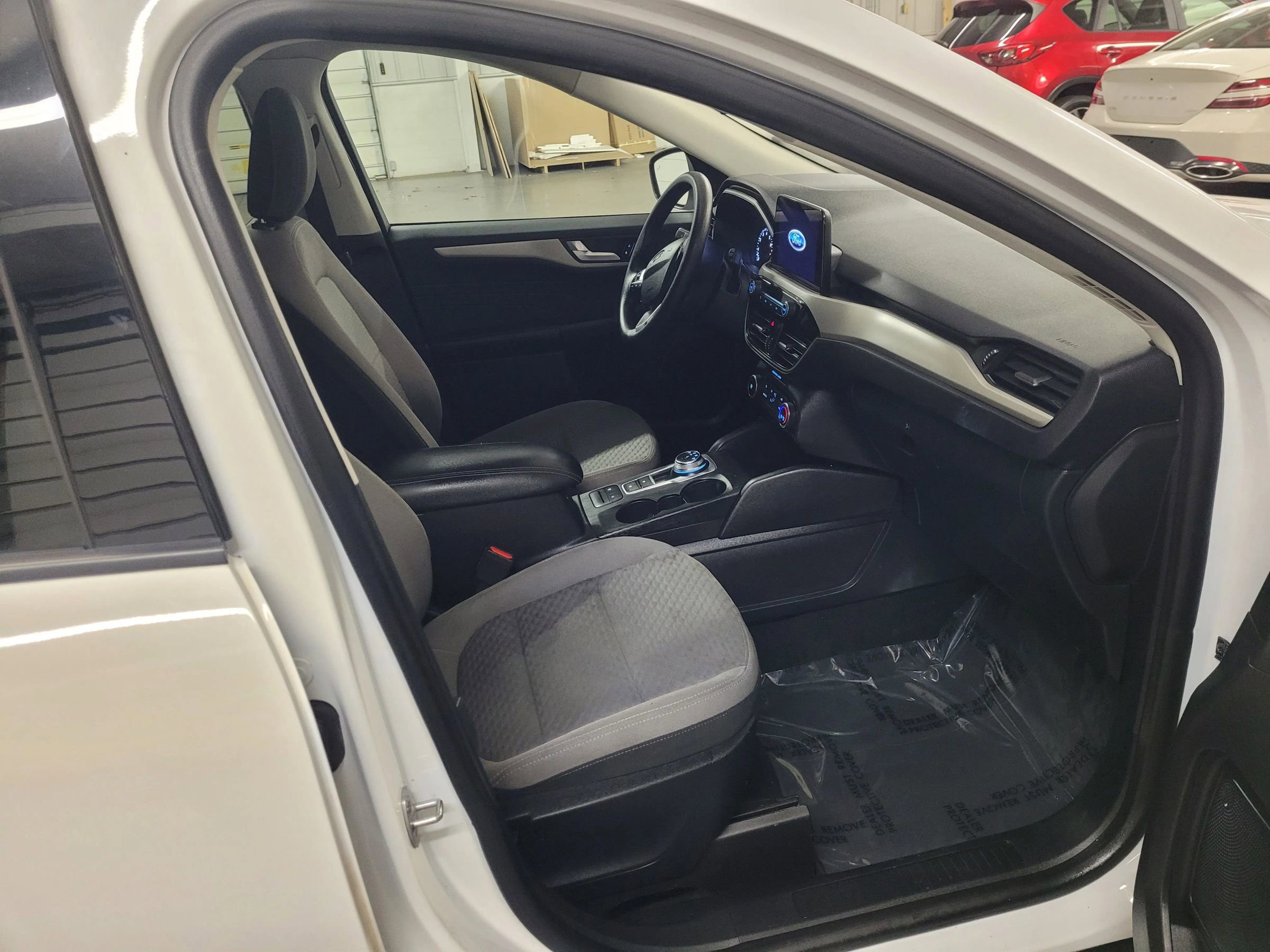 Used 2021 Ford Escape SE FWD image 30