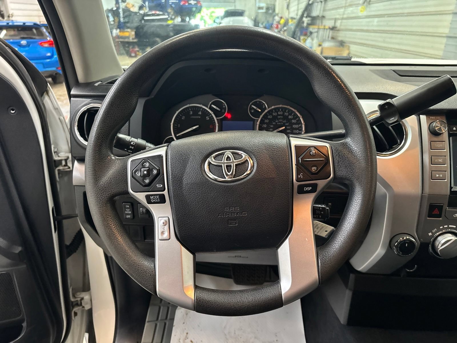 Used 2015 Toyota Tundra SR5 AWD/4WD image 15