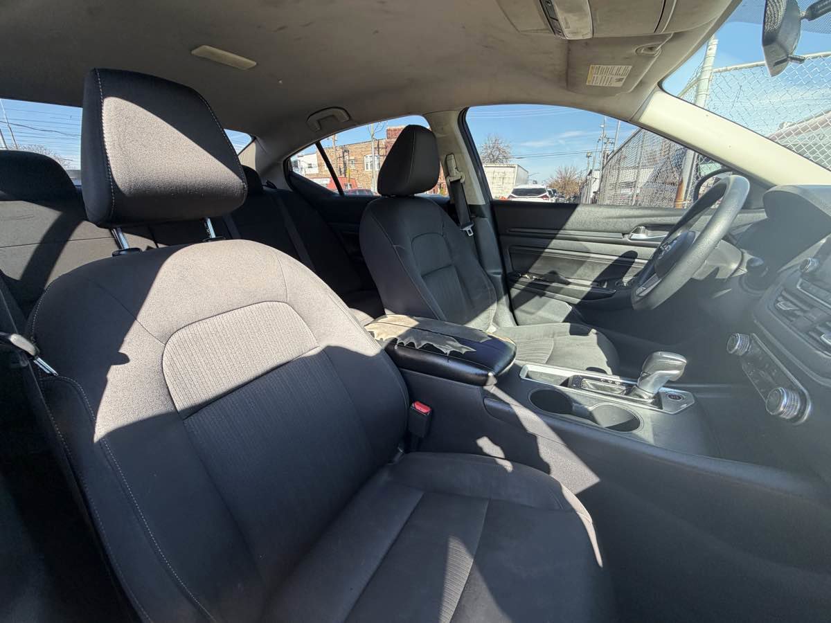 Used 2019 Nissan Altima 2.5 S FWD image 24