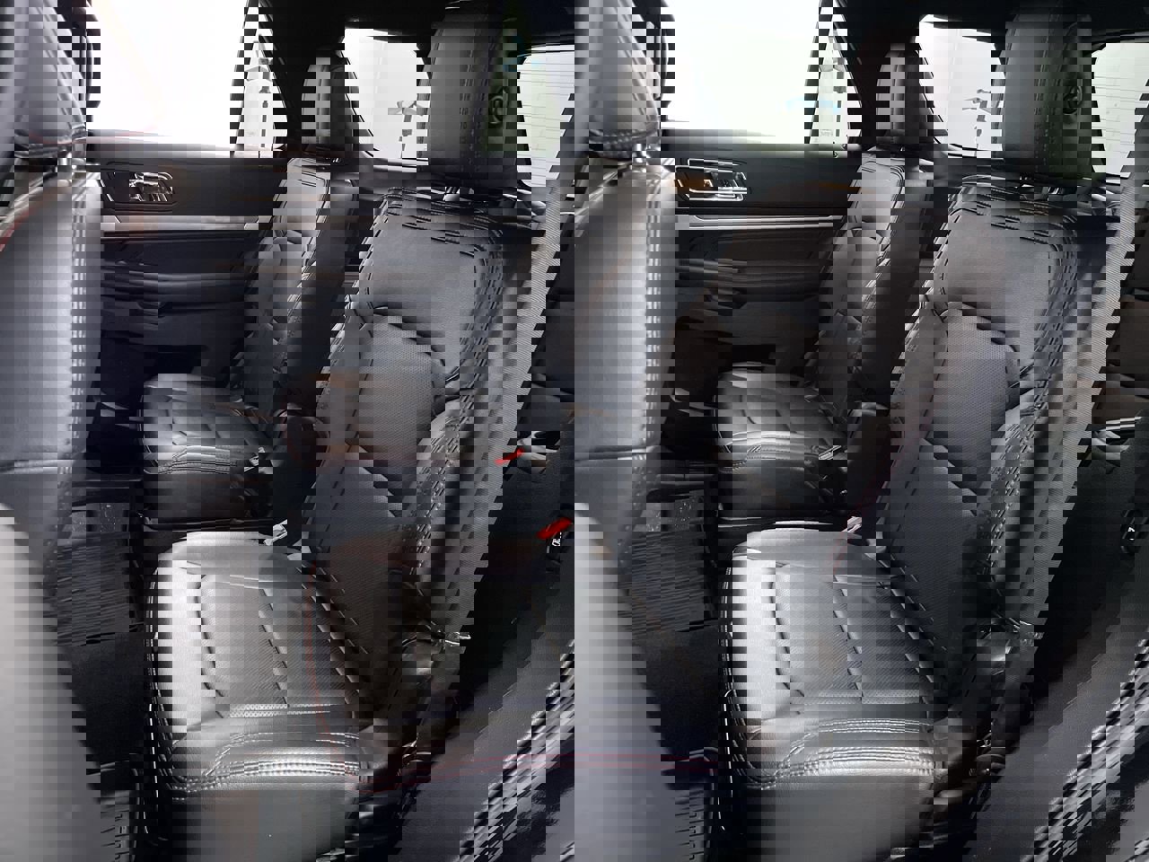 Used 2018 Ford Explorer Sport w/ Equipment Group 401A image 22