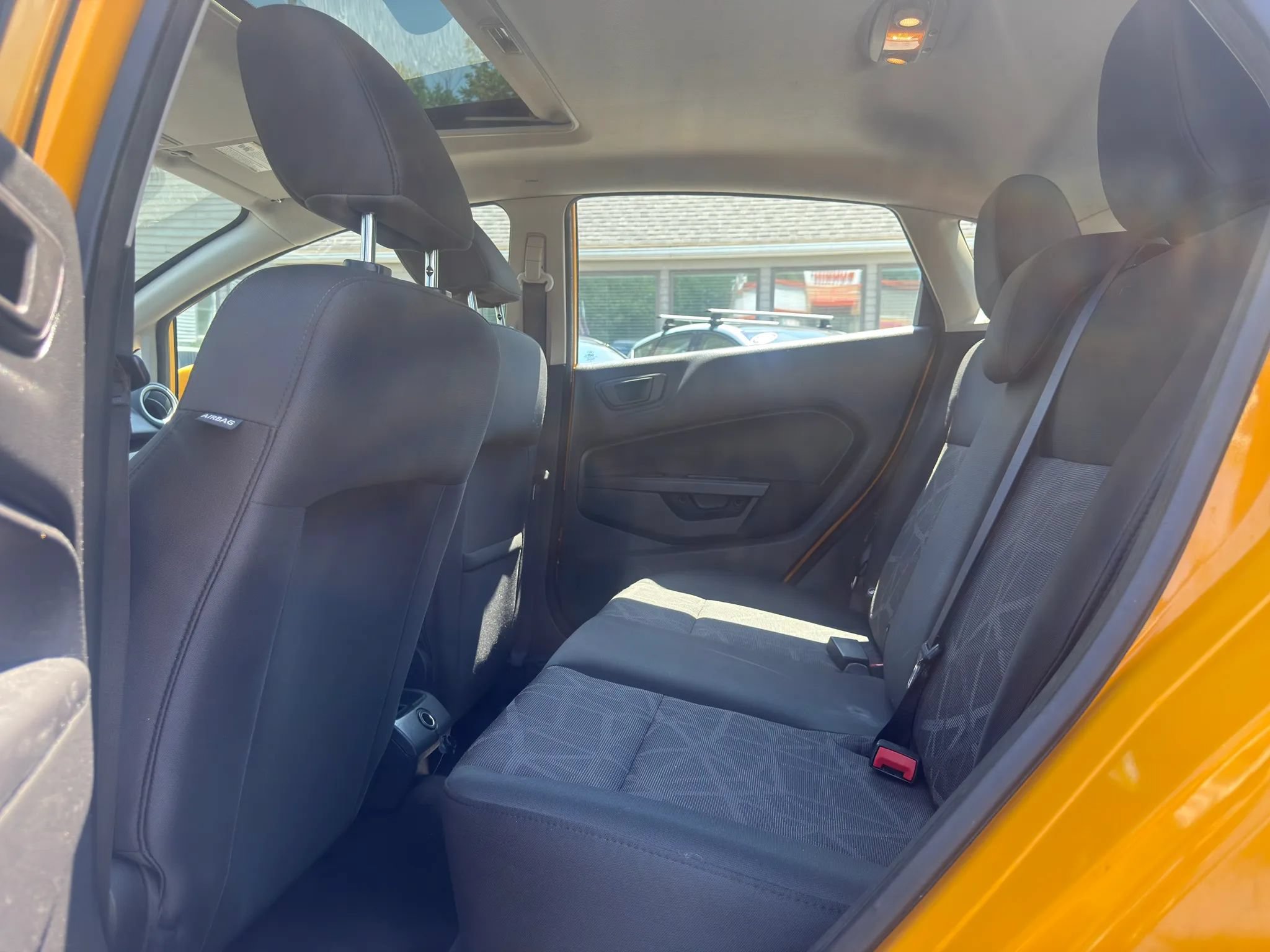Used 2011 Ford Fiesta SES FWD image 20