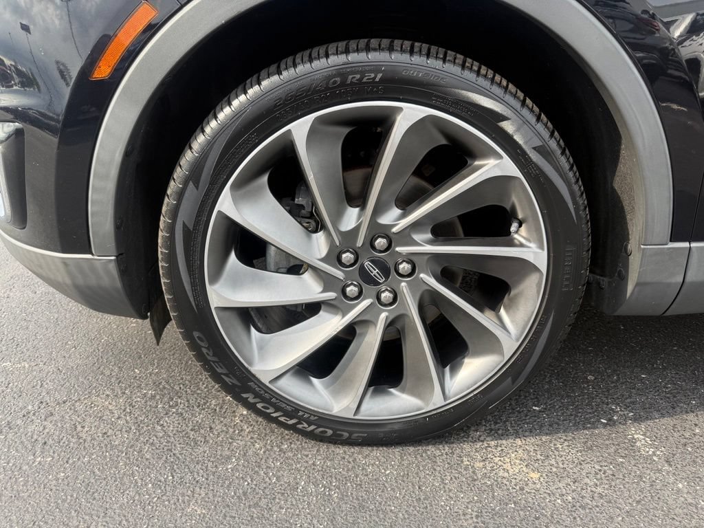 Used 2019 Lincoln Nautilus Reserve w/ Ultimate Package AWD/4WD image 13