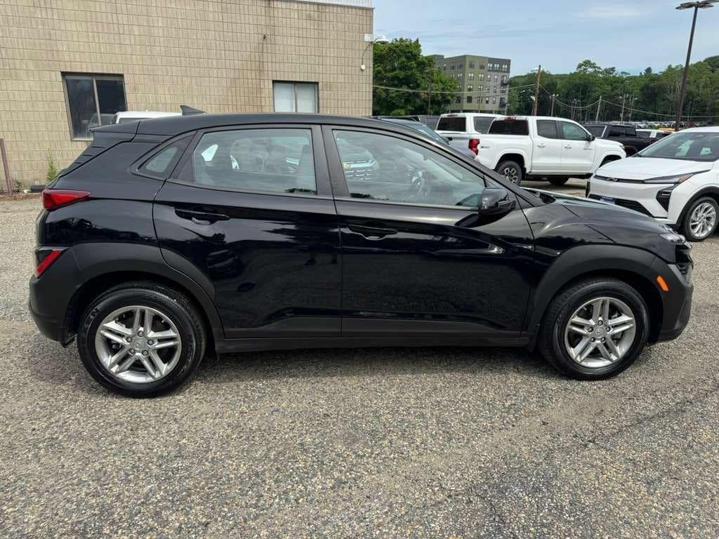 Certified 2023 Hyundai Kona SE w/ Cargo Package AWD/4WD image 8