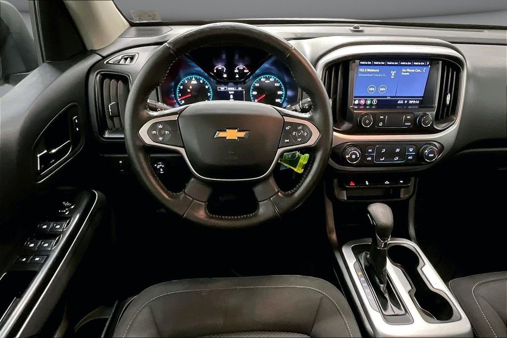 Used 2022 Chevrolet Colorado LT AWD/4WD image 9
