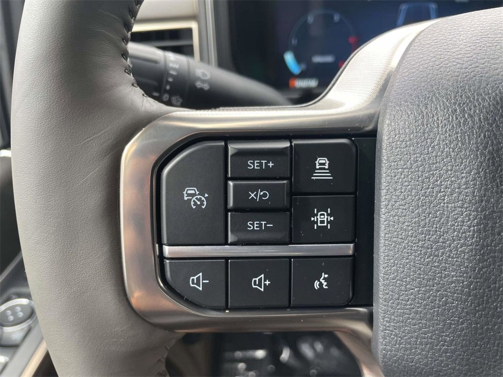 New 2026 Ford F450 Platinum w/ Platinum Plus Package image 24